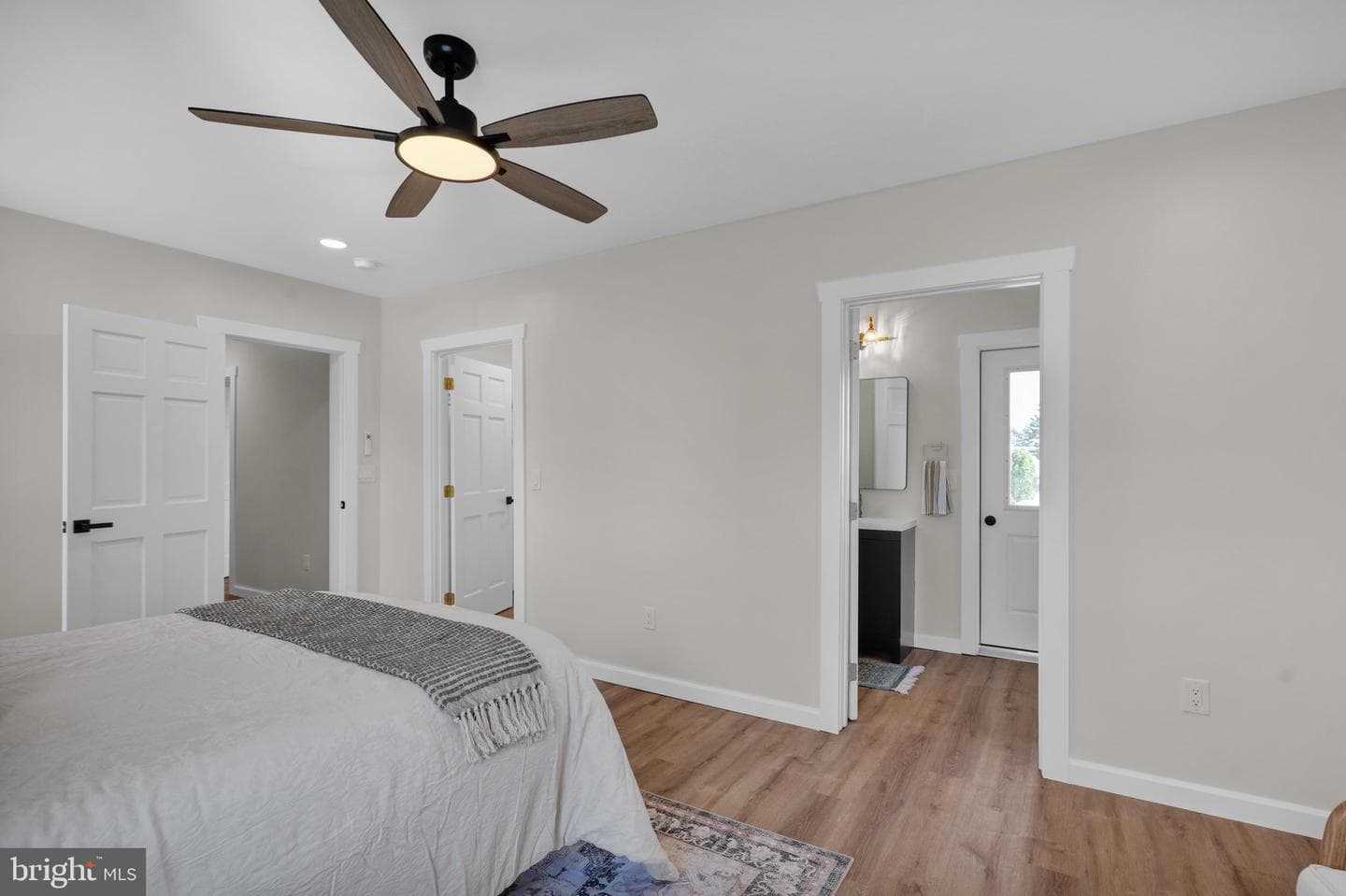 8448 Lancaster Avenue photo 36
