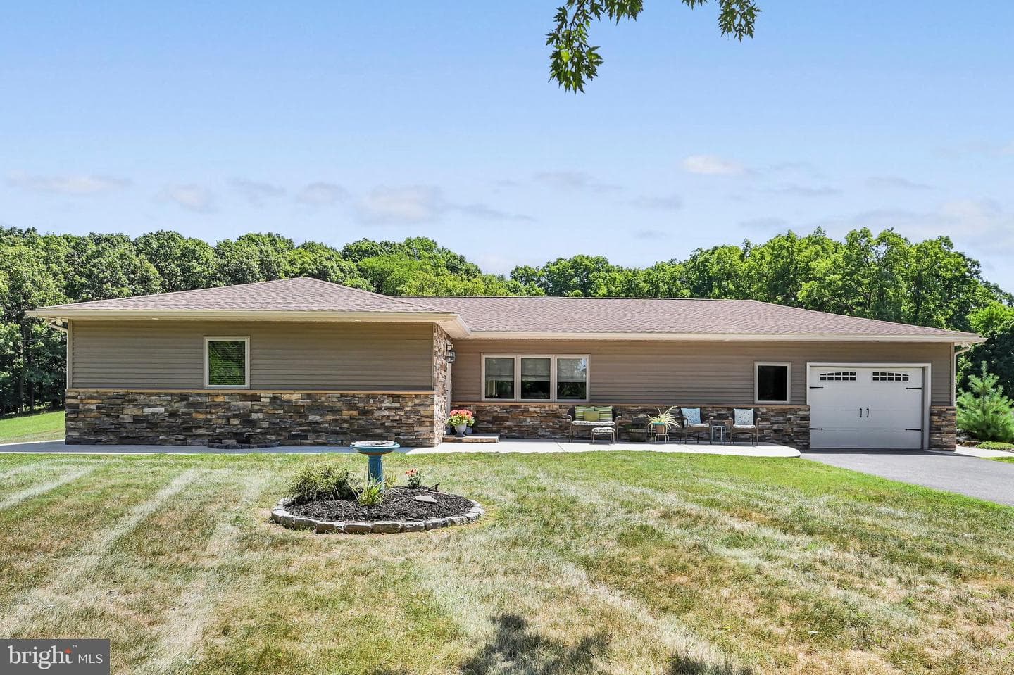 130 Clearfield Lane photo 14