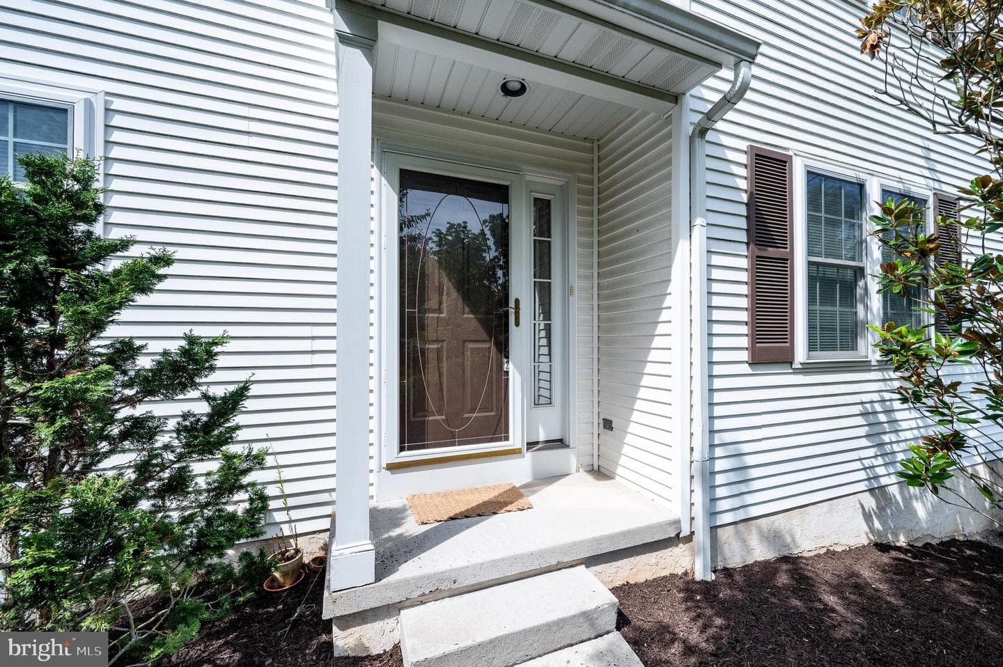 189 Walton Court photo 12