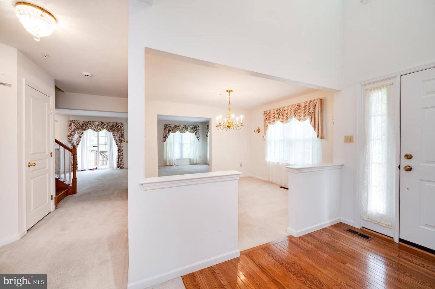 189 Walton Court photo 16