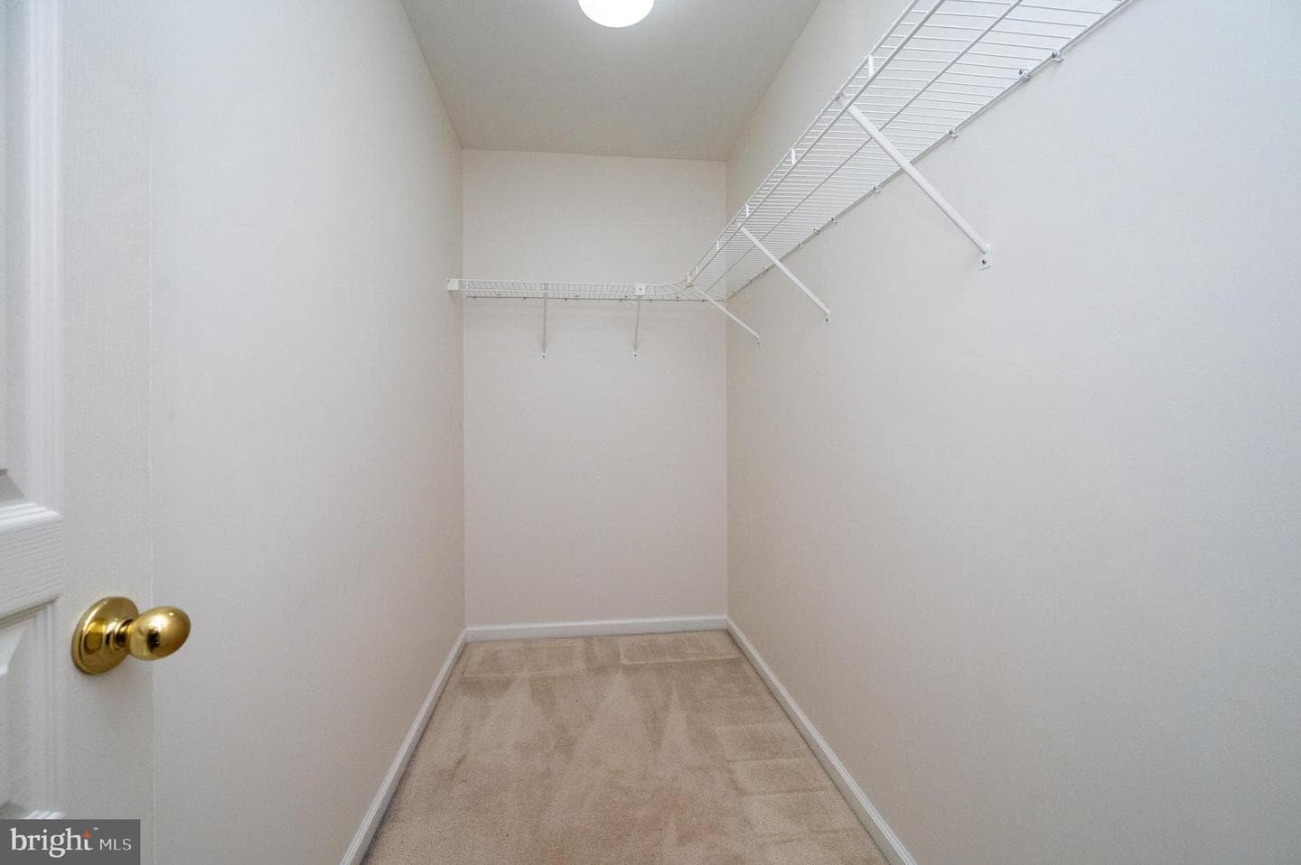 189 Walton Court photo 33