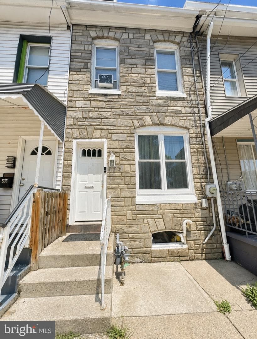 523 Tulpehocken Street photo 1