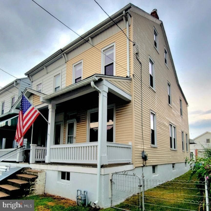46 N 2nd Street photo 1