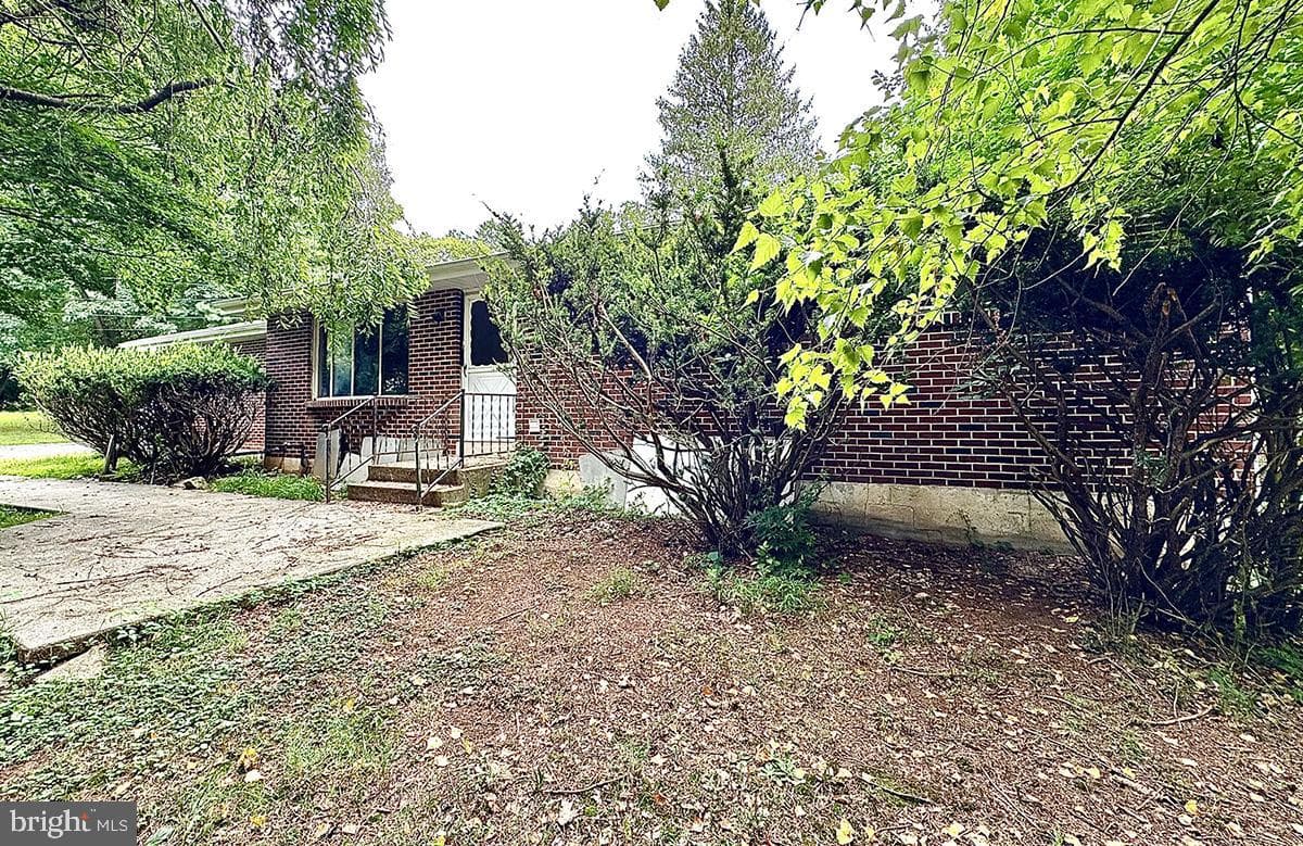 420 Chapel Hill Road, Sinking Spring