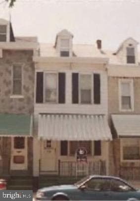 1124 Spruce Street photo 1