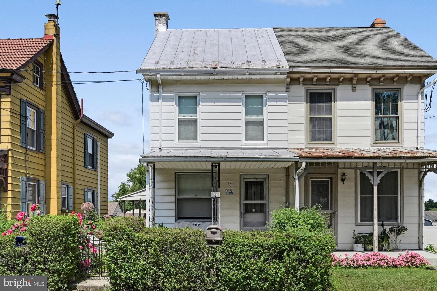 16 Grove Road photo 1