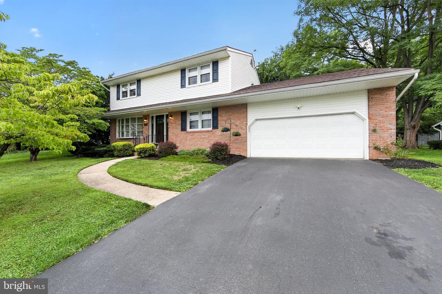15 Craig Drive photo 1