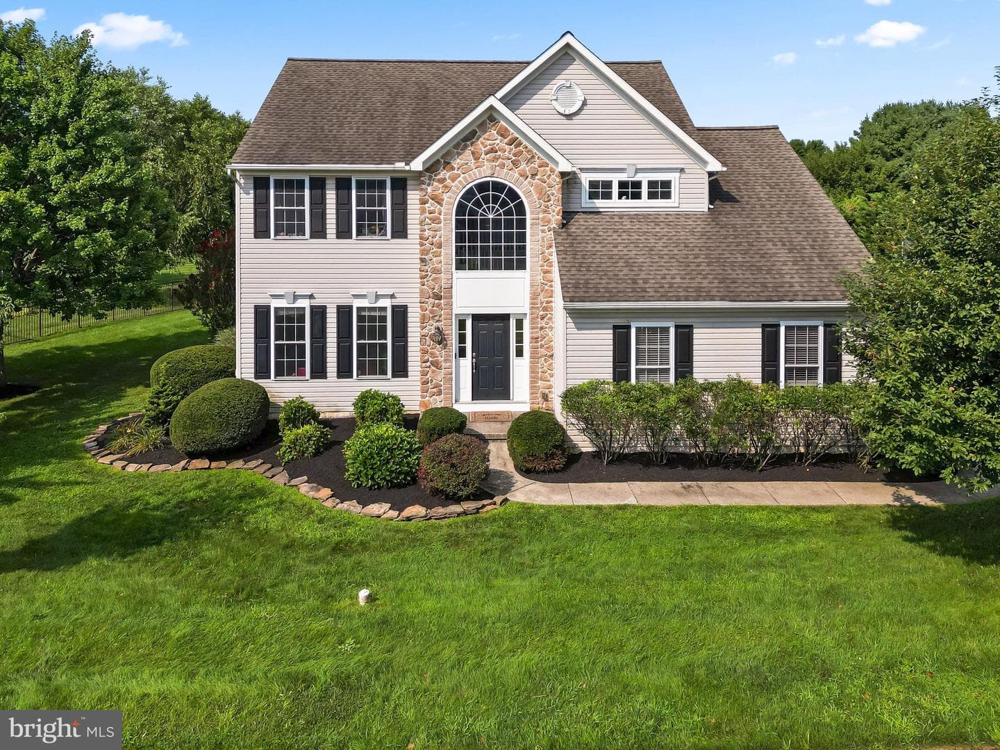 49 Pennwood Drive photo 1