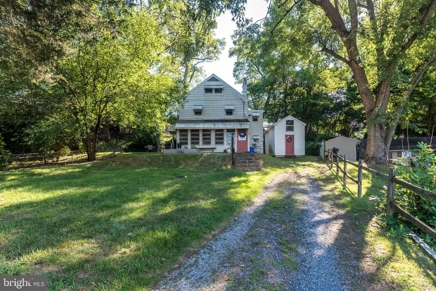 109 Ridge Street photo 1
