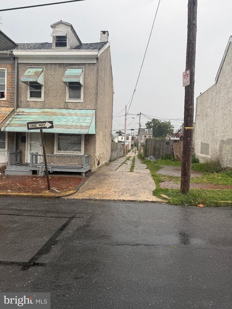 210 S 11th Street photo 1