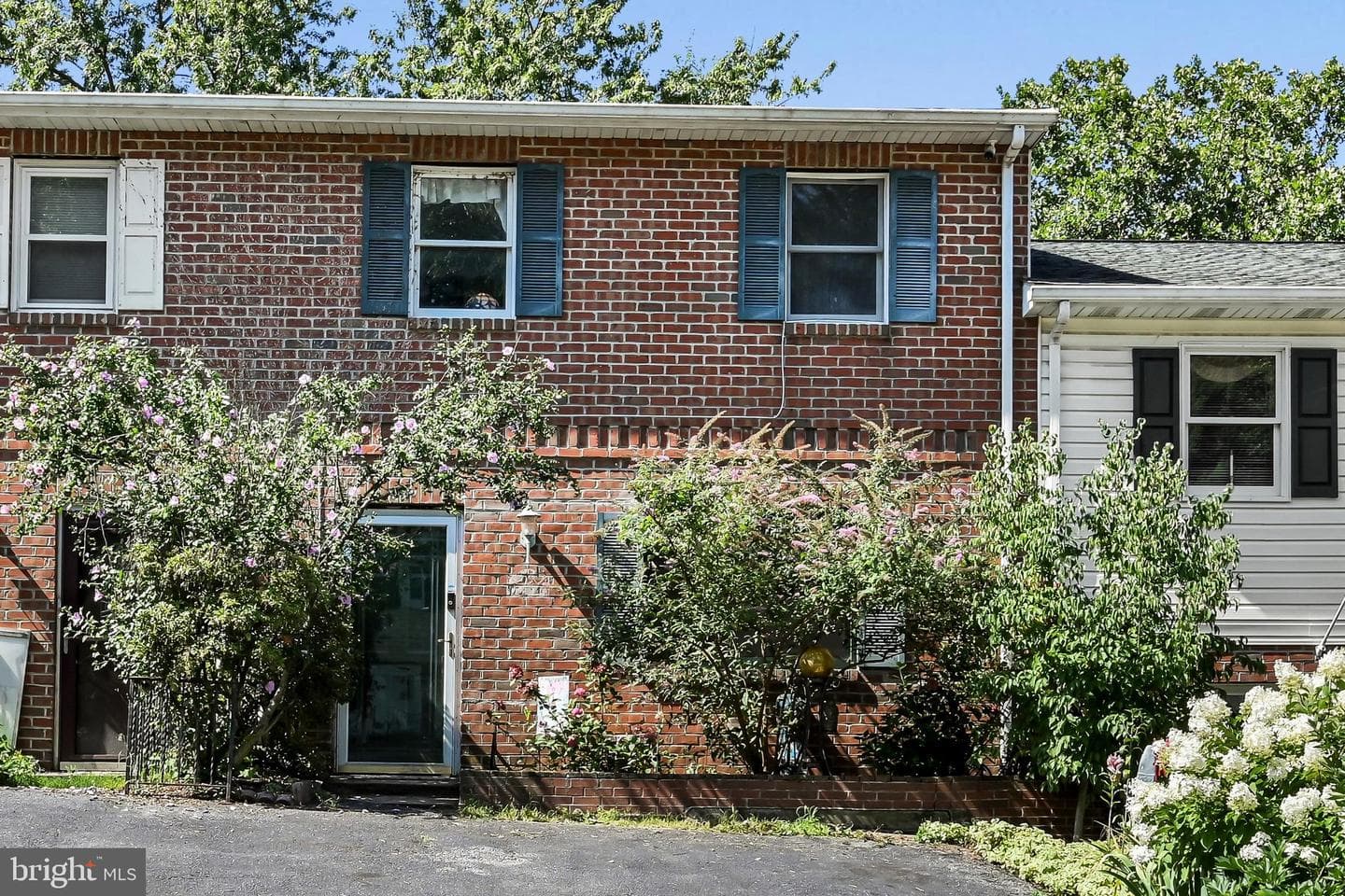 1287 Fox Run photo 1