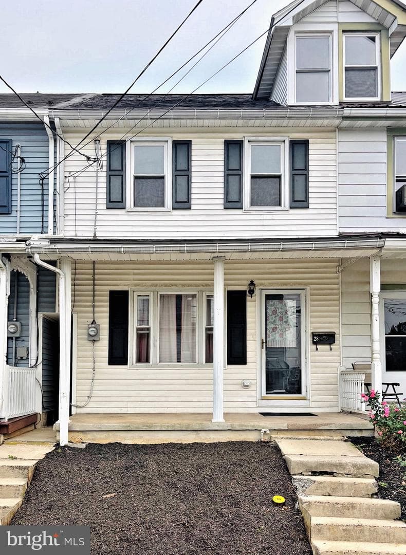 28 W Smith Street photo 1