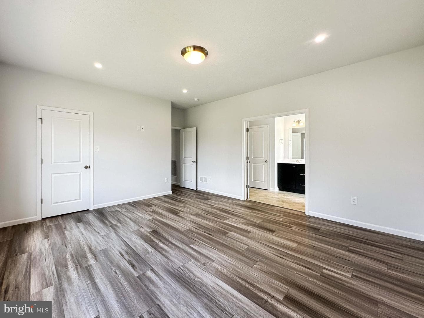 519 Sourwood Drive photo 37