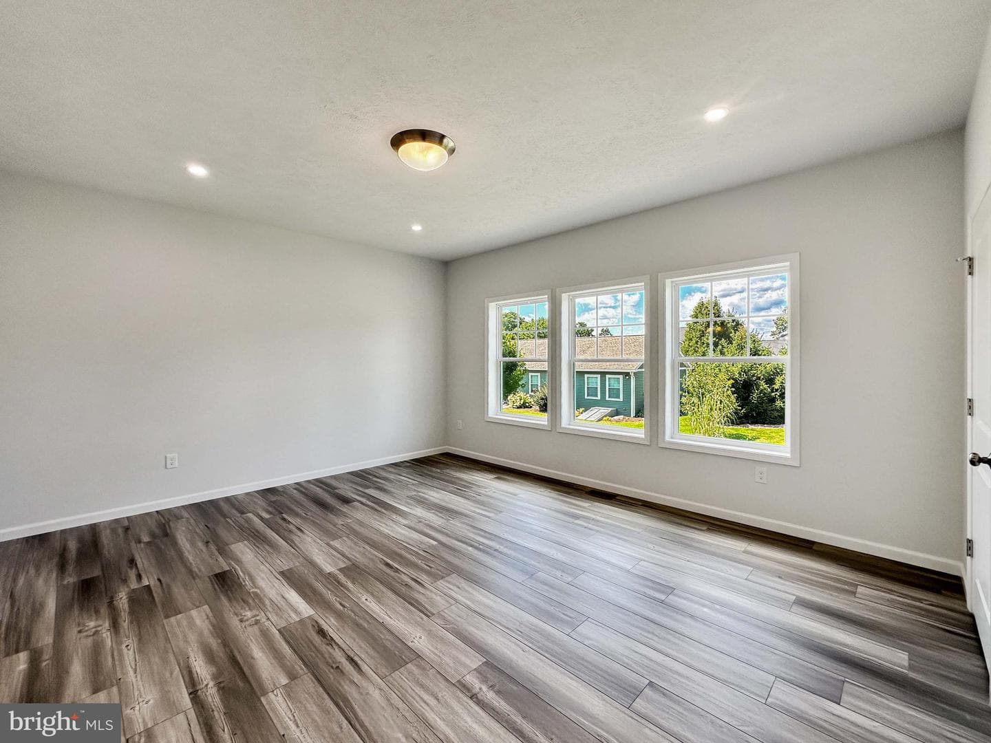519 Sourwood Drive photo 40