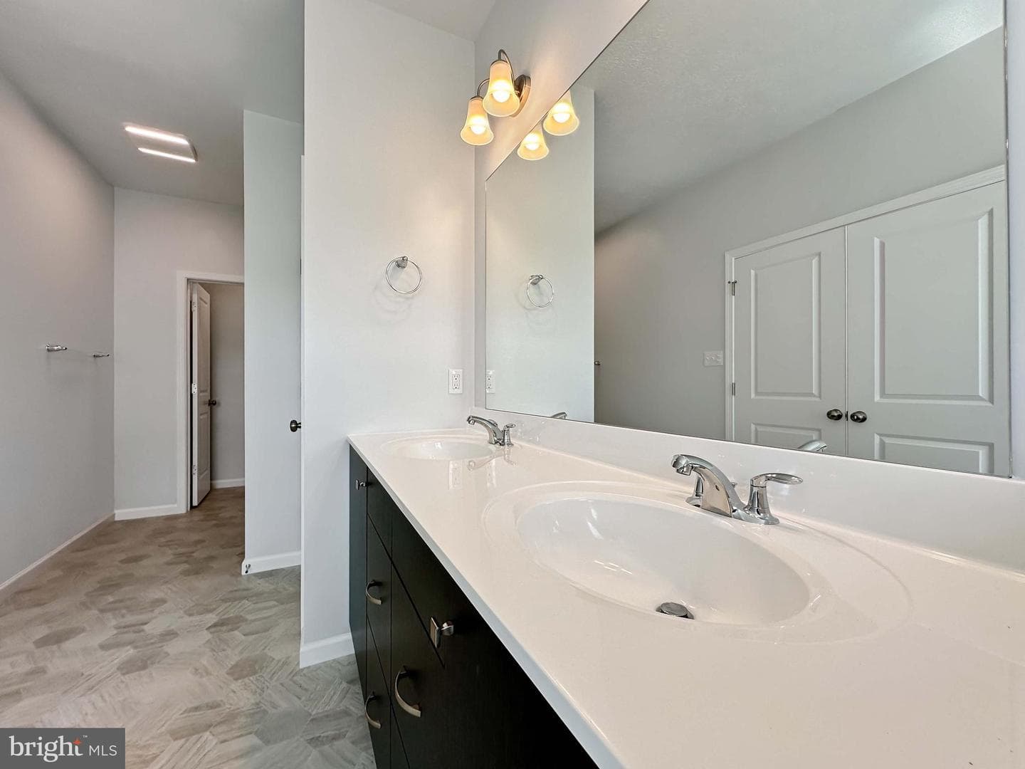 519 Sourwood Drive photo 48