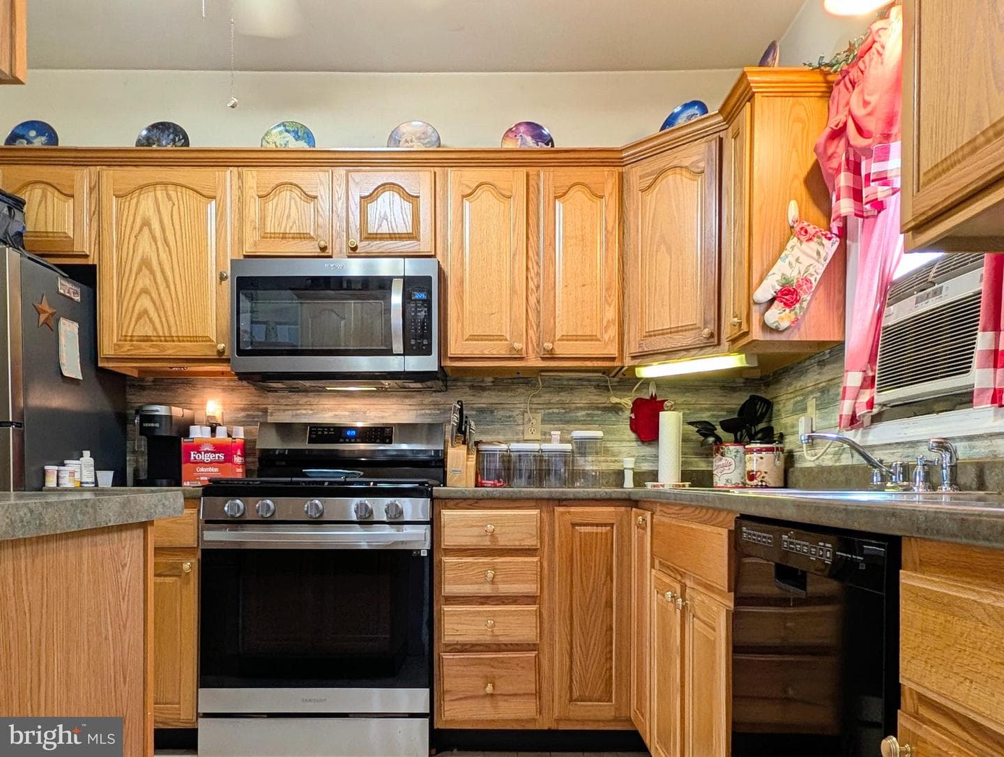227 22nd Avenue photo 10
