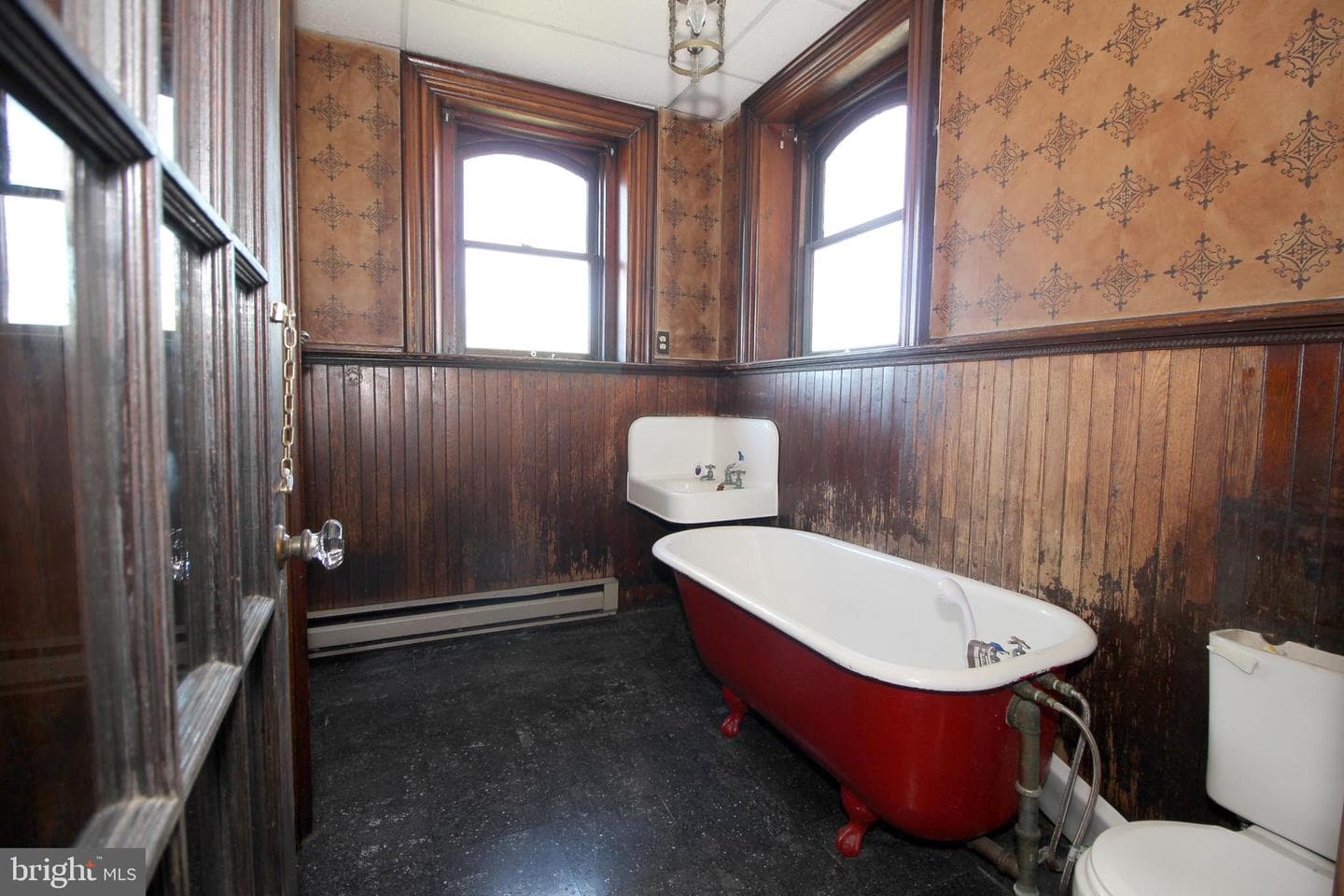 306 W 15th Street photo 17