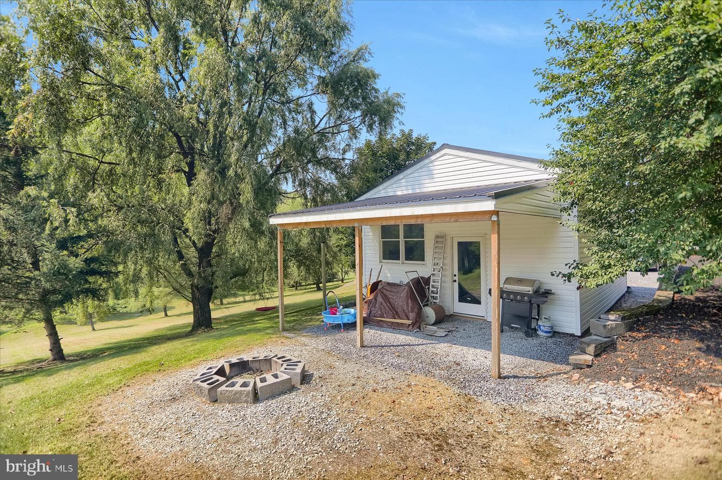 124 Clover Circle photo 44