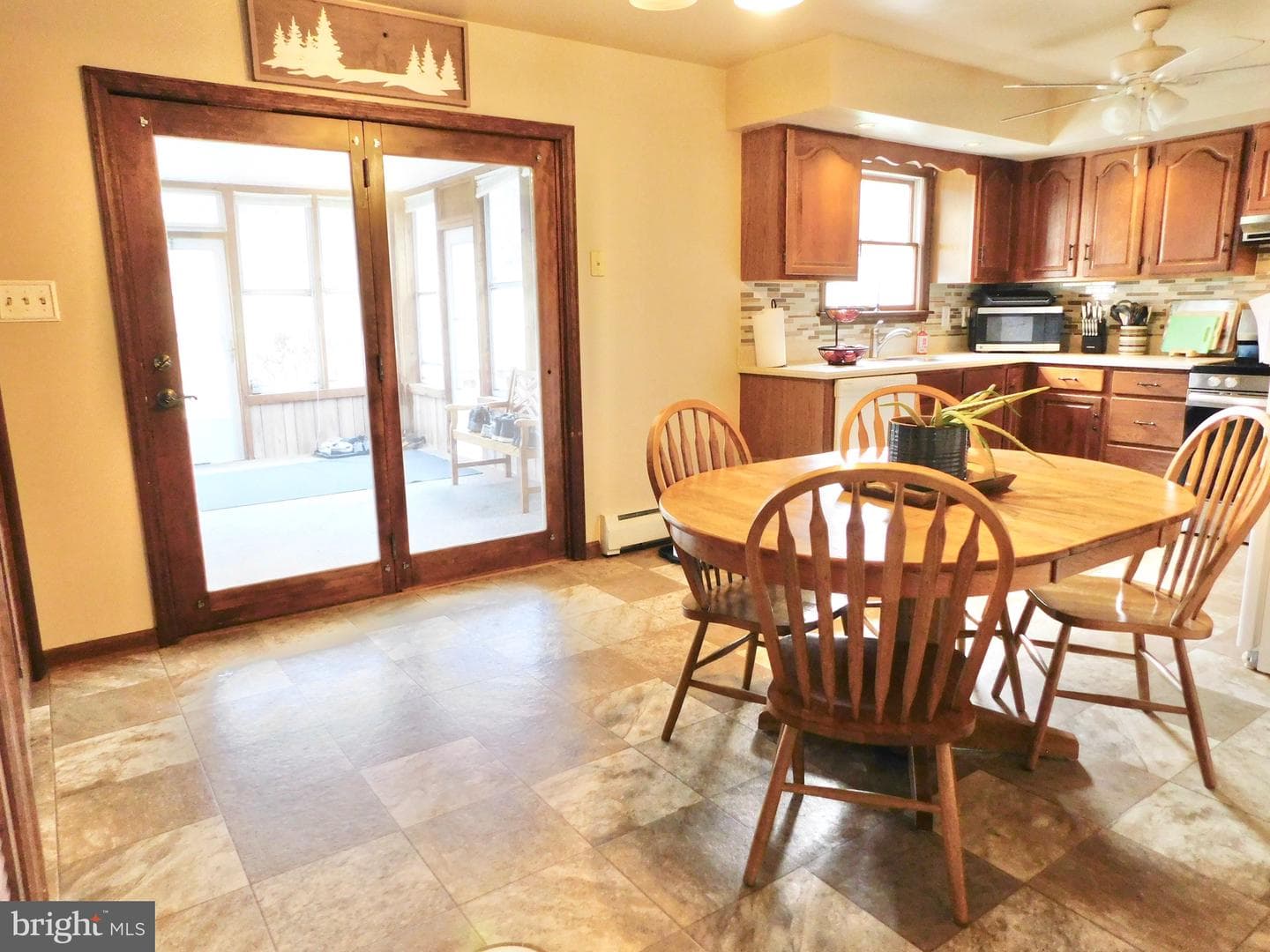 195 Swan Road photo 14