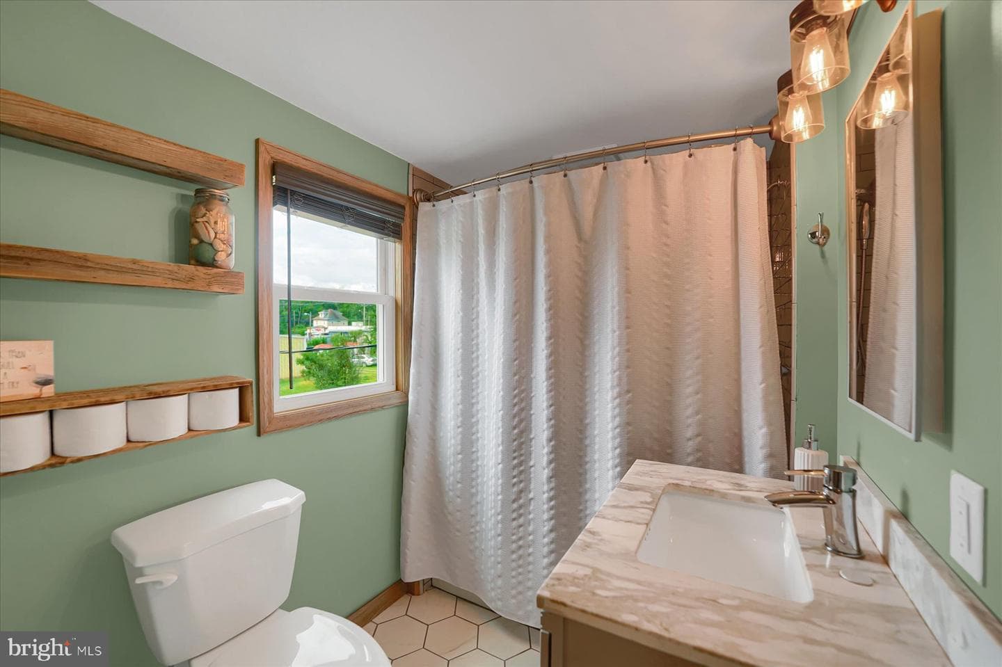 610 8th Street N photo 22