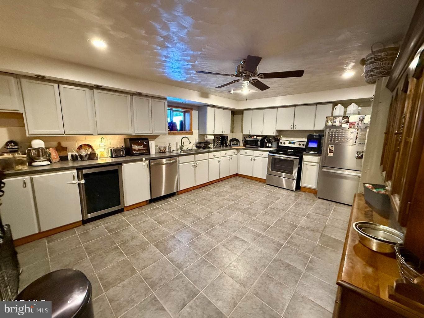 124 Reimer Lane photo 3