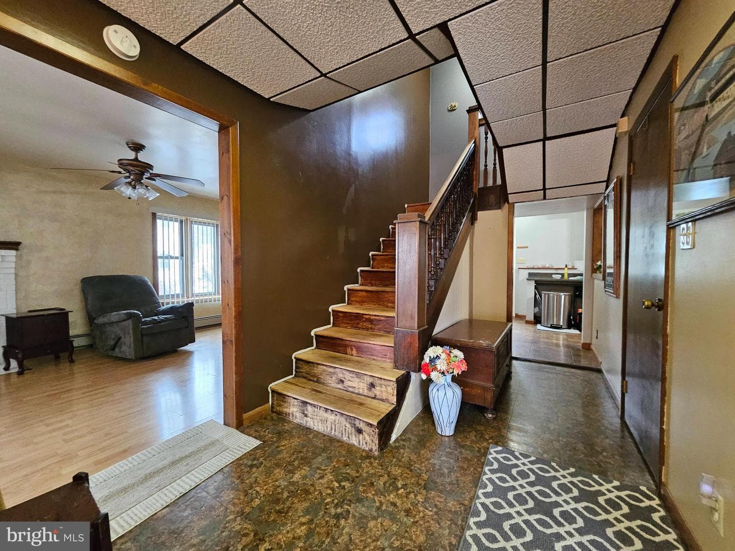 2430 Oak Avenue photo 8