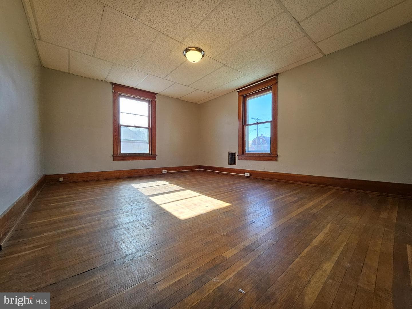 308 Cherry Avenue photo 13