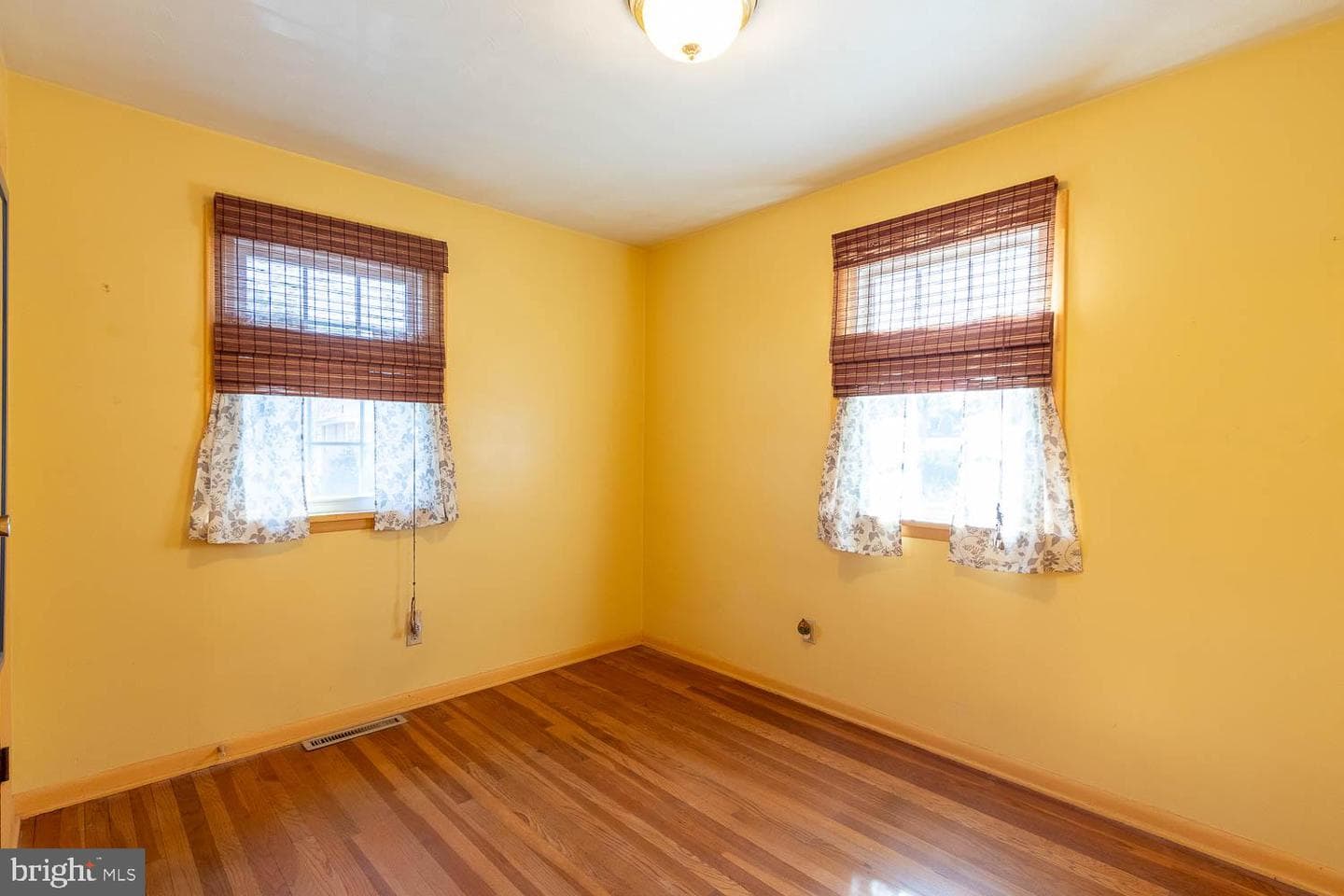1818 Bell Avenue photo 18