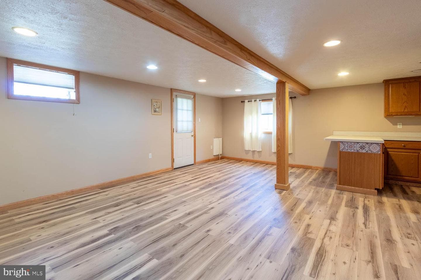 1818 Bell Avenue photo 8