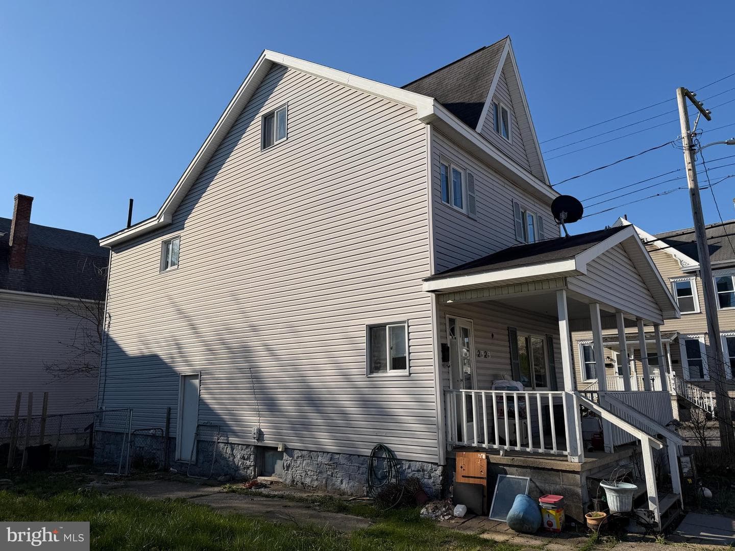 2323 W Chestnut Ave photo 5