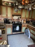 302 Maple Street photo 5