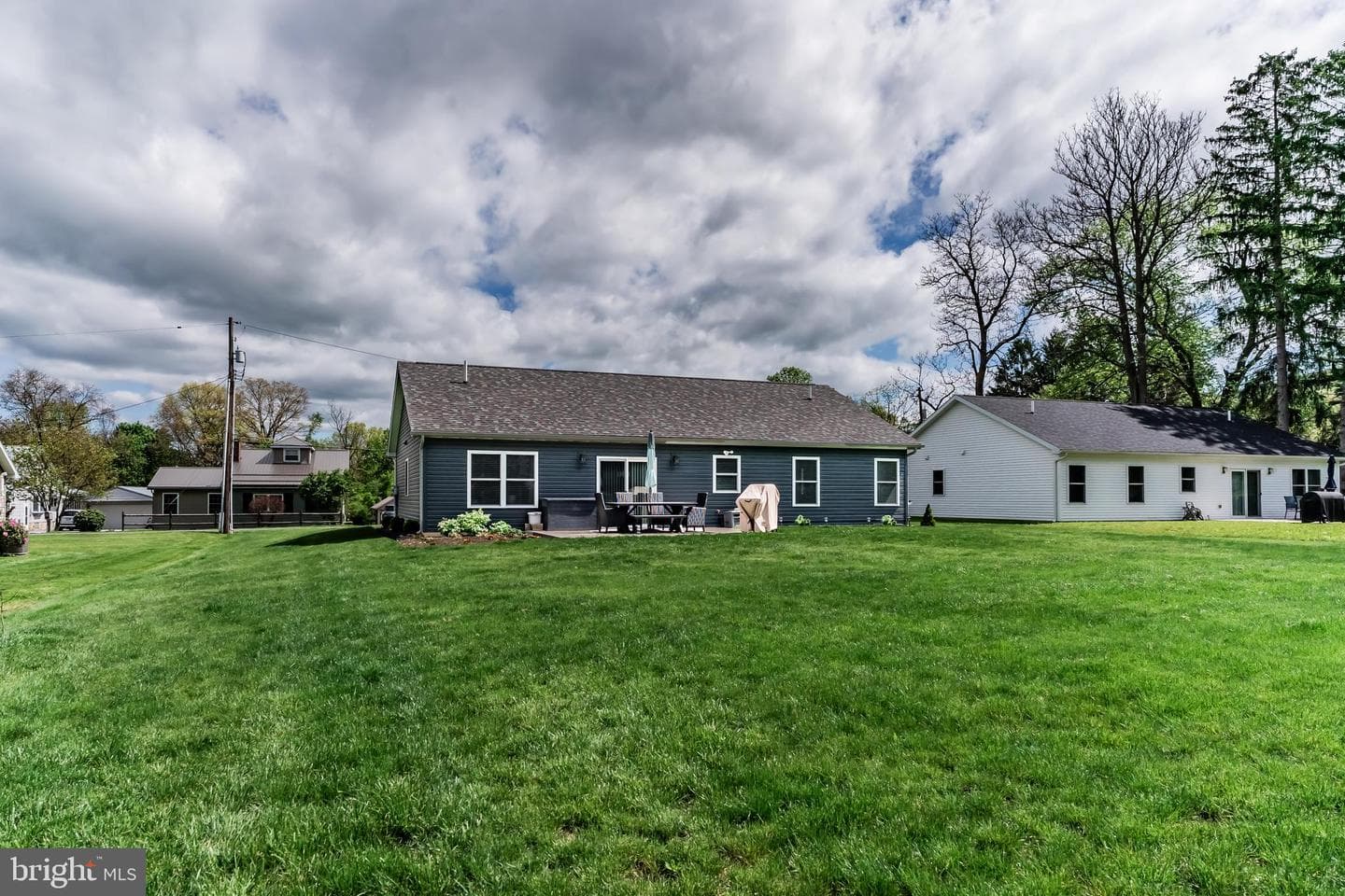 621 Lehigh Ln photo 35