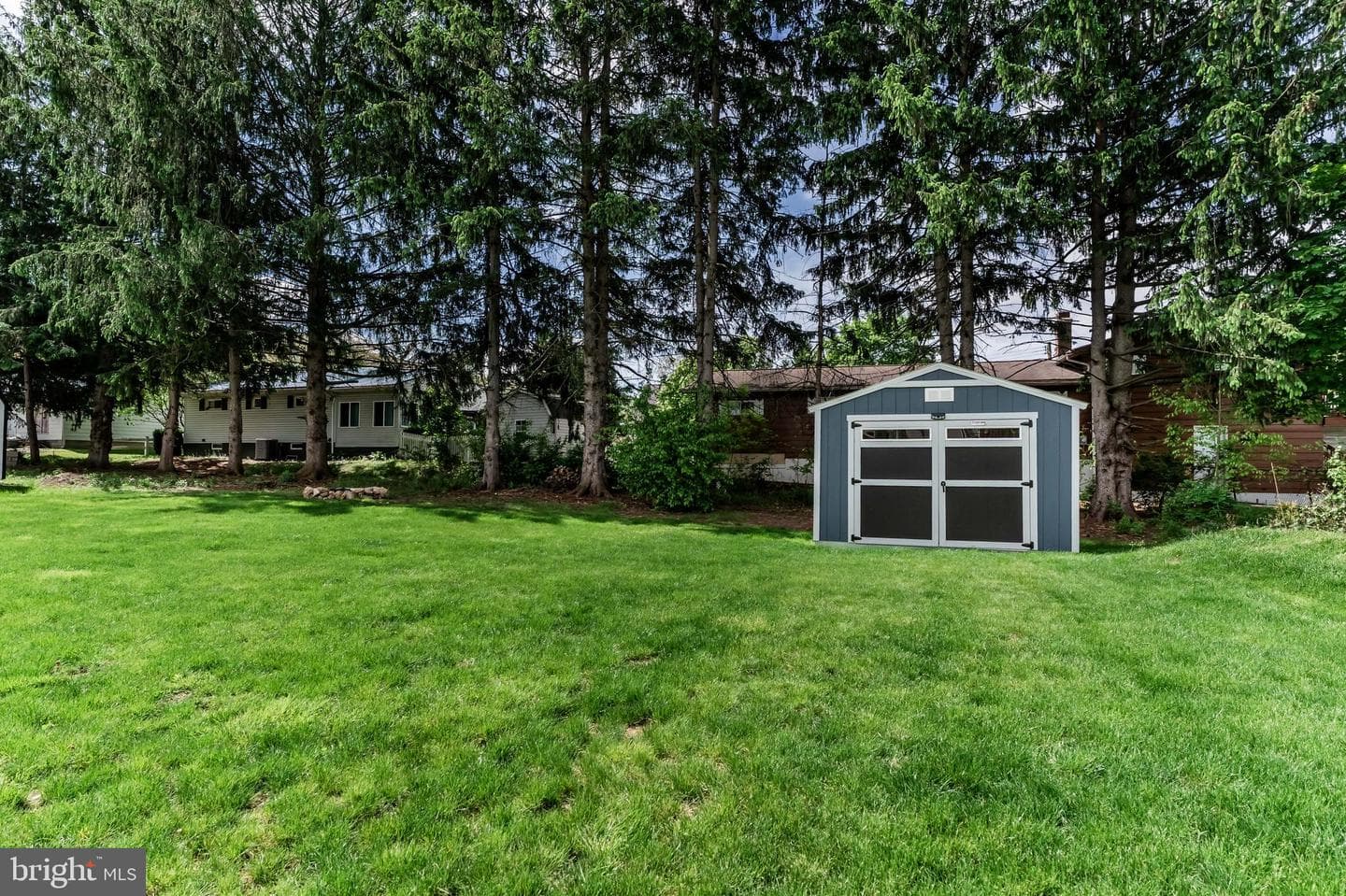 621 Lehigh Ln photo 37