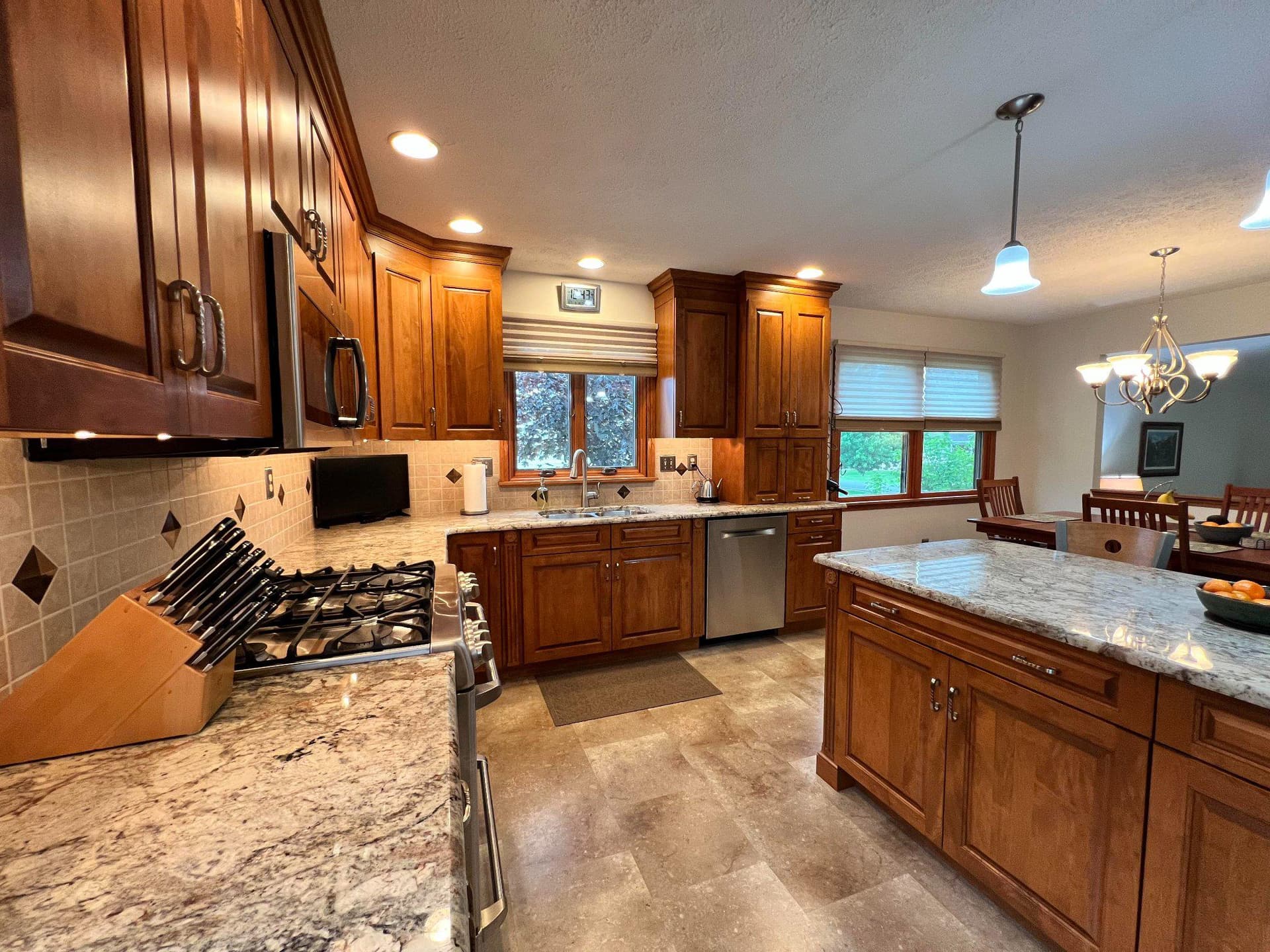 664 Aspen Lane photo 11