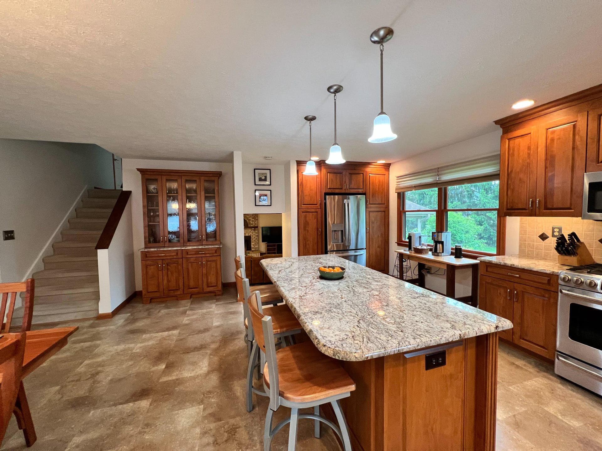 664 Aspen Lane photo 9