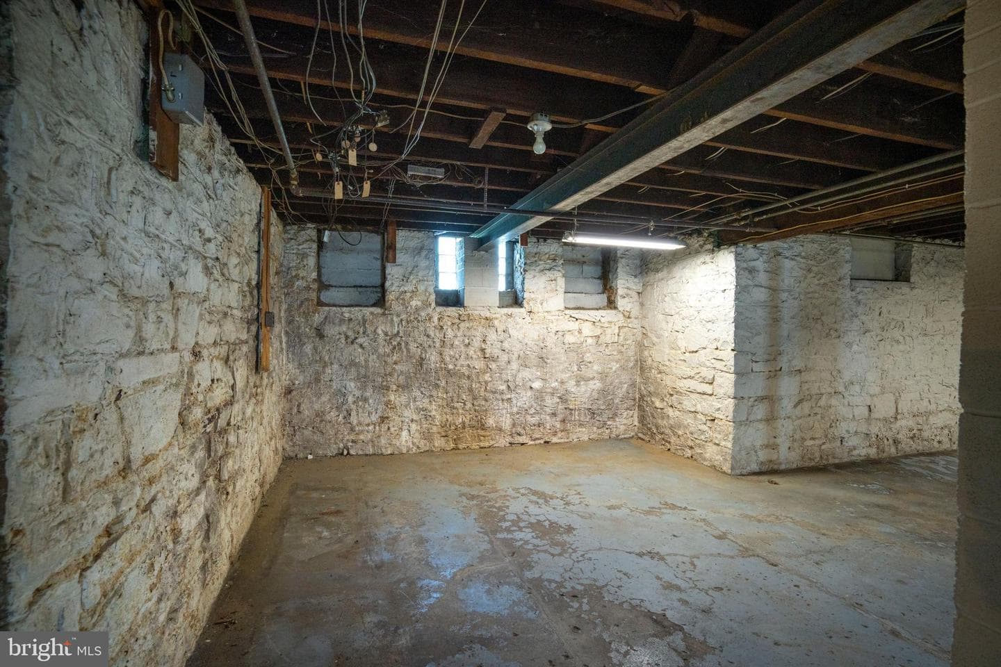 501 Walnut Street photo 73
