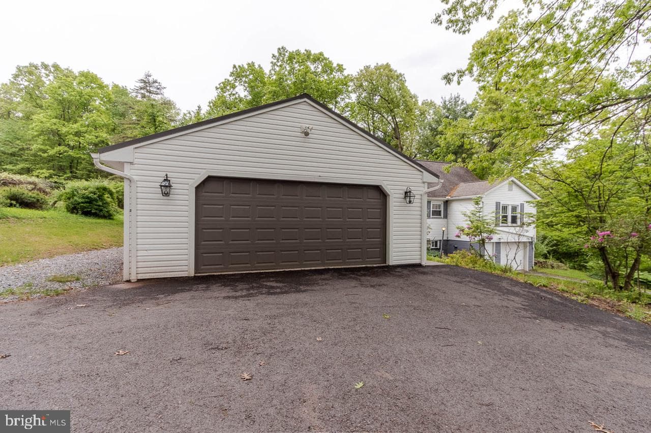 1834 Decker Hollow Road photo 10