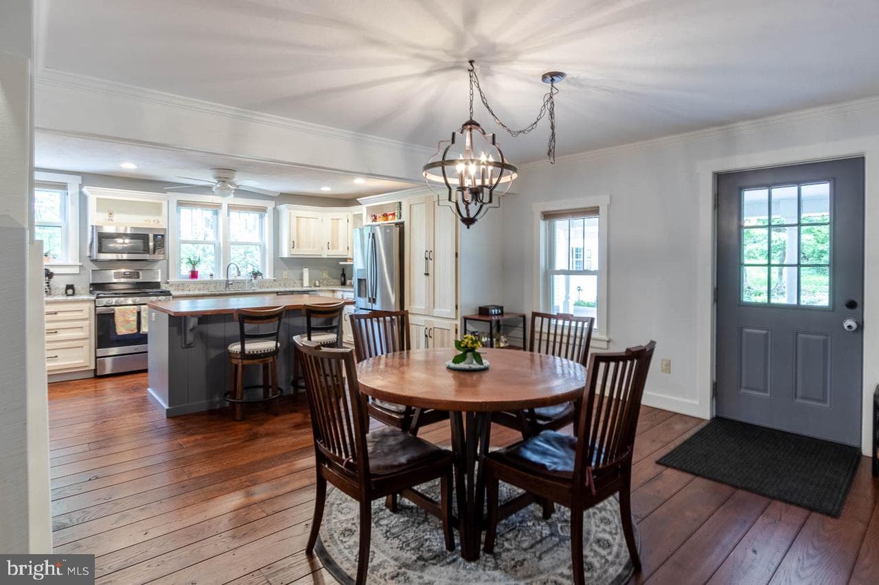 1834 Decker Hollow Road photo 14
