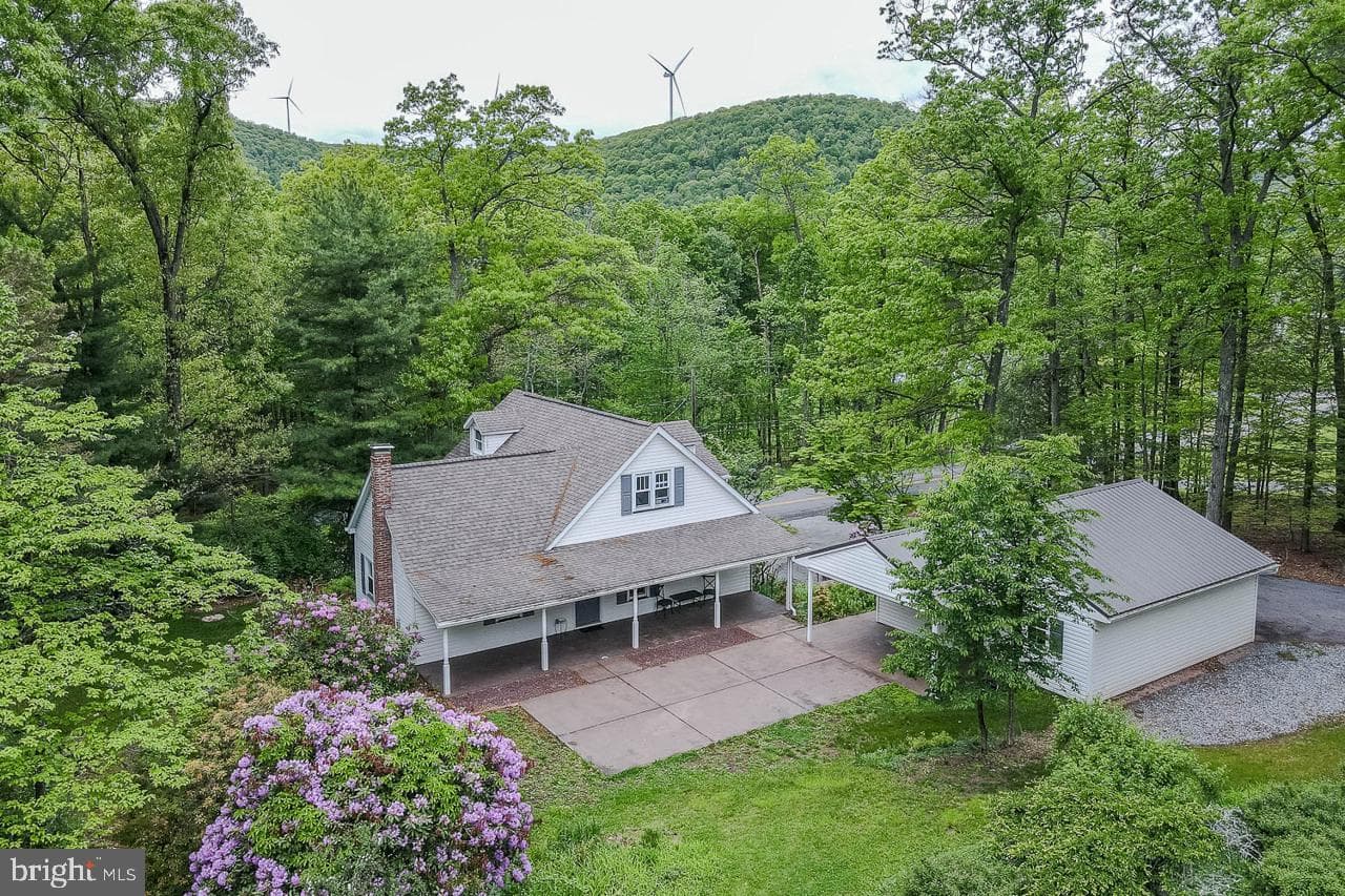 1834 Decker Hollow Road photo 5