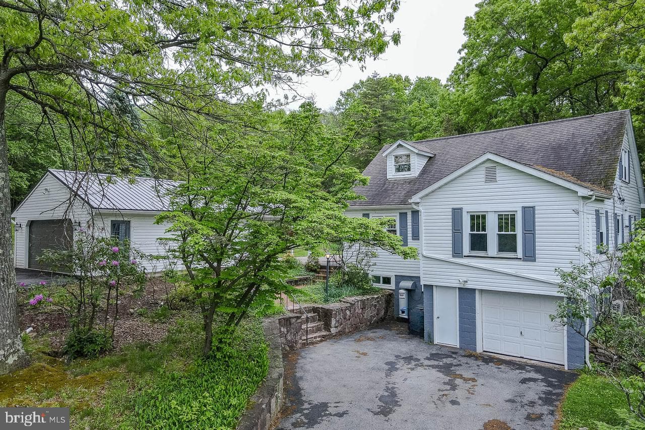1834 Decker Hollow Road photo 7