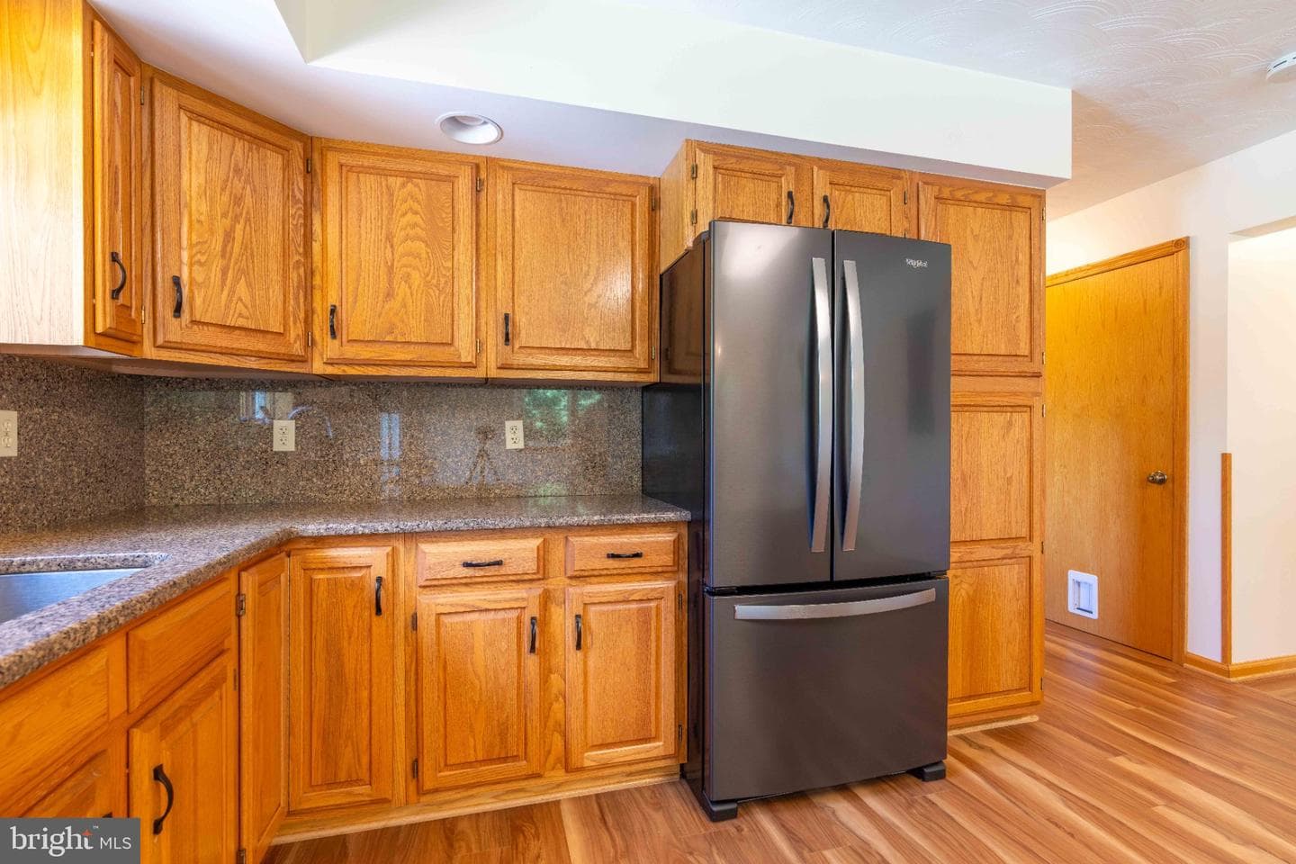 108 Susan Avenue photo 33