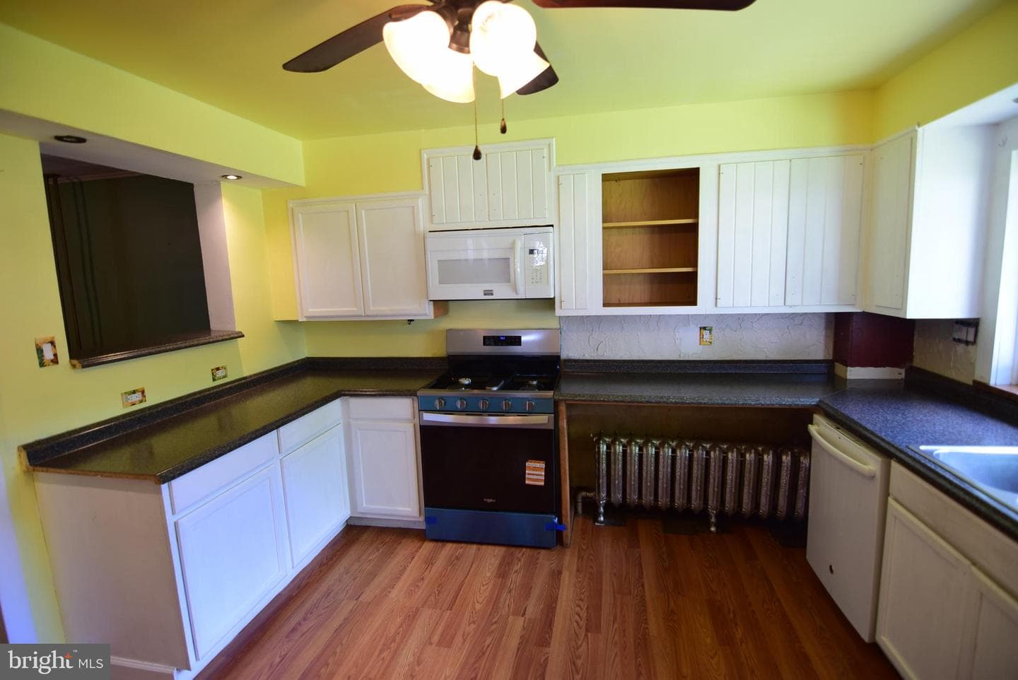 1355 Logan Avenue photo 12