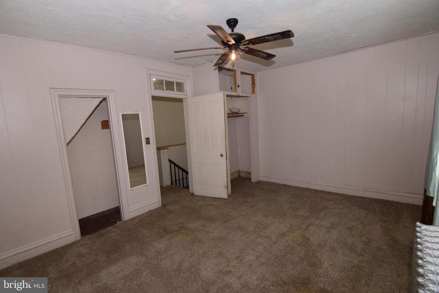 1355 Logan Avenue photo 27