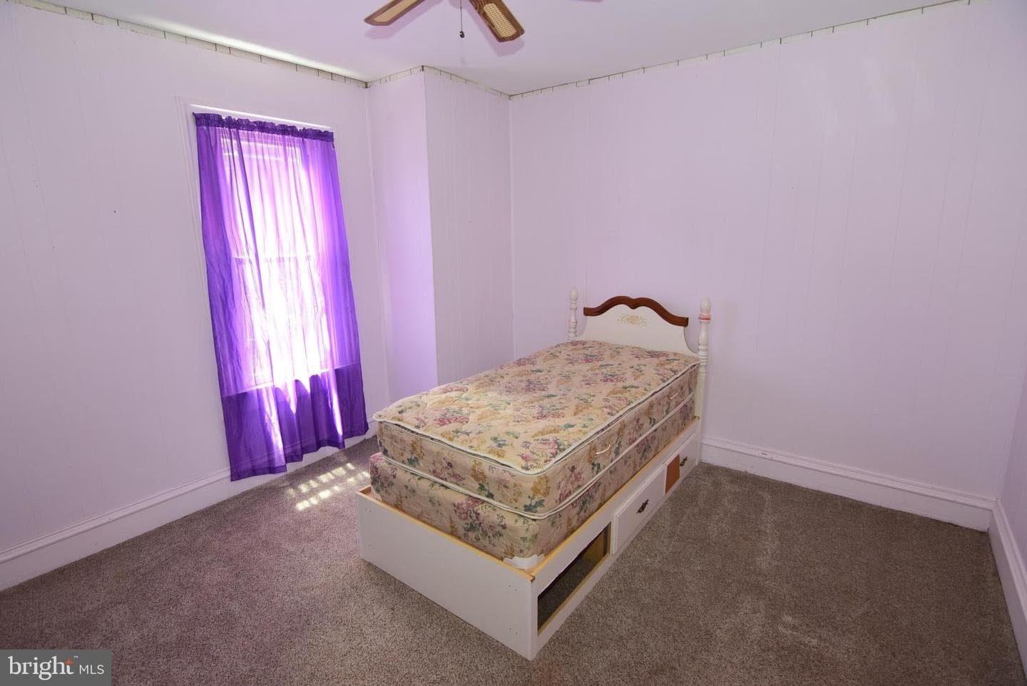 1355 Logan Avenue photo 39
