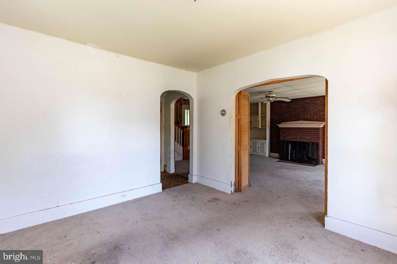 706 5th Street E photo 5