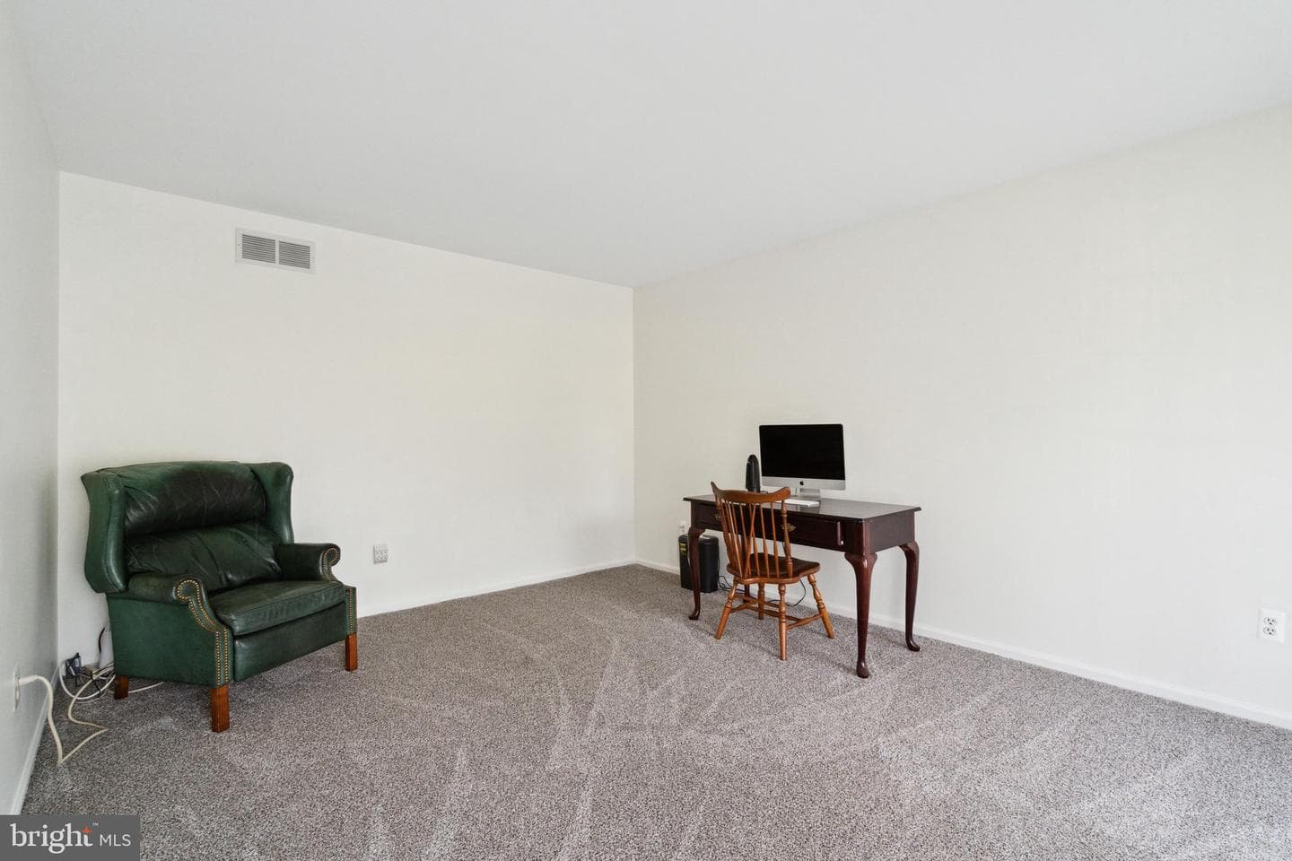 1416 Valley View photo 14