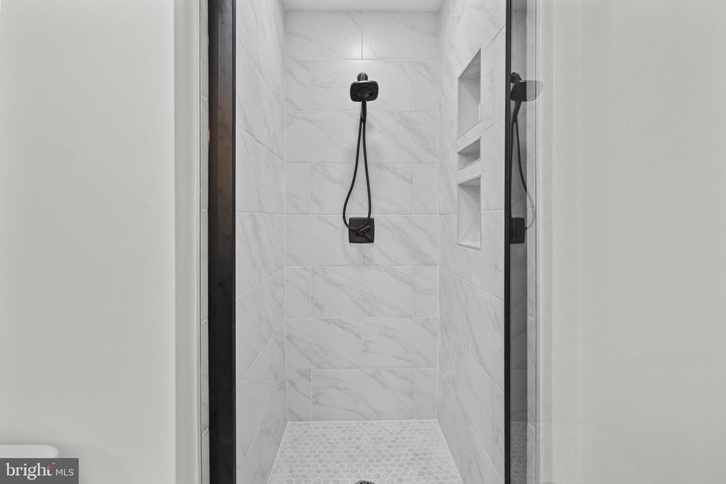 1221 Yardley Road photo 22