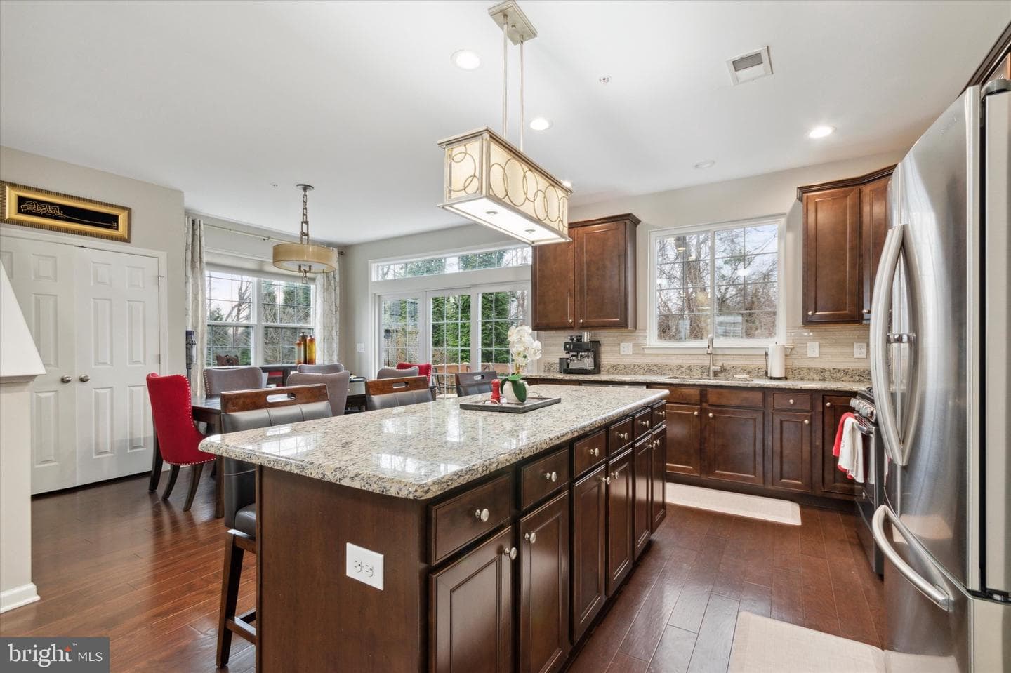 1681 Hickory Lane photo 4