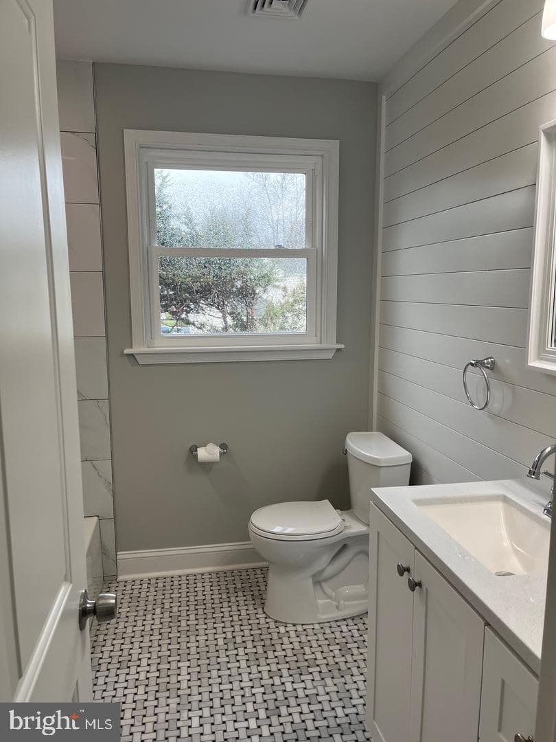 828 Phillips Road photo 25