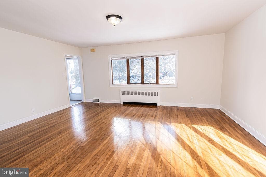 615 Edgewood Avenue #E photo 2